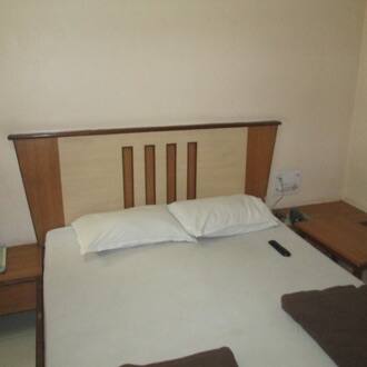 Hotel Hoysala Lodging, Nashik 3
